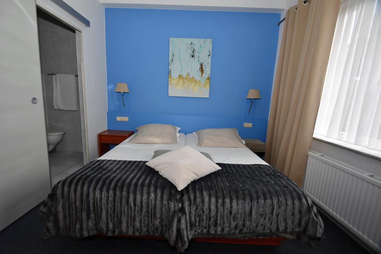 Hotel 'T Hert Genk Eksteriør billede